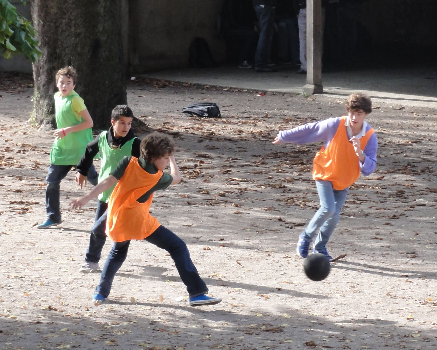 Un ballon âprement disputé !